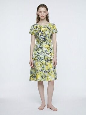 Nwot Carolina Herrera Yellow and Green Floral Midi Dress
